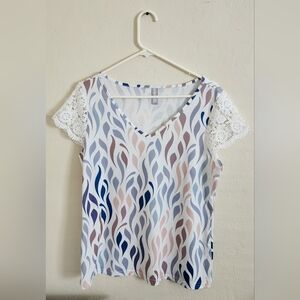 Patterned Lace Sleeve Top